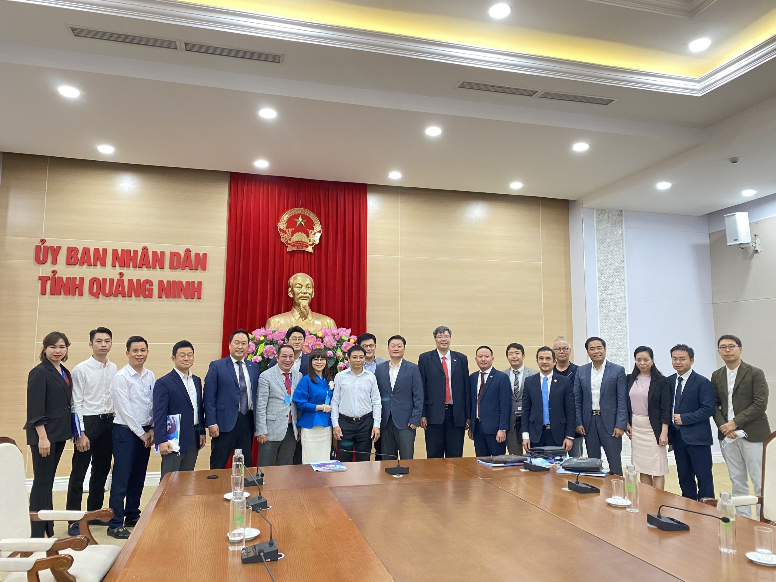 Doanh nghiệp Việt Nam-Hàn Quốc chia sẻ nỗ lực ngăn chặn dịch Covid-19